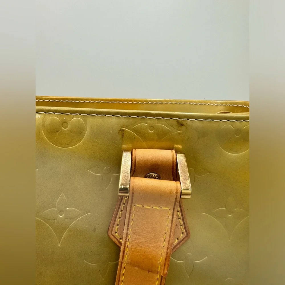 Louis Vuitton Monogram Vernis Bag EUC - Picture 13 of 15